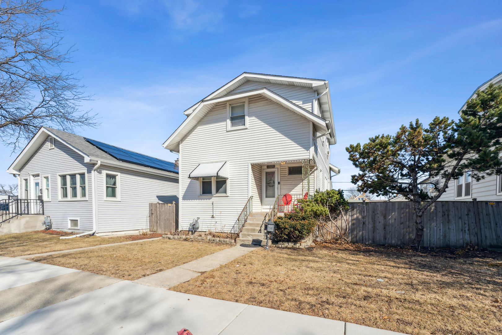 3547 N Oak Park Avenue
