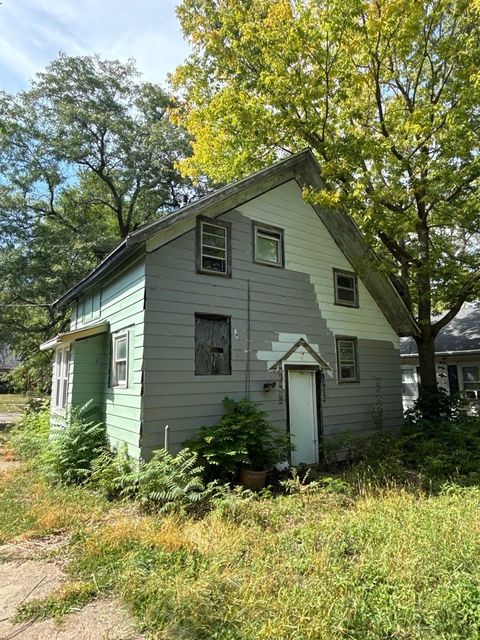 Tiny photo for 411 N Johnston Avenue, Rockford, IL 61101 (MLS # 12477110)