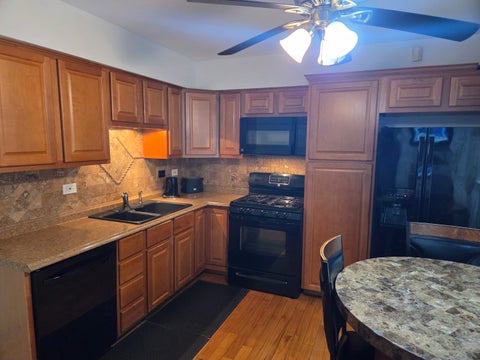Tiny photo for 1866 Wellington Place, Hoffman Estates, IL 60169 (MLS # 12765876)