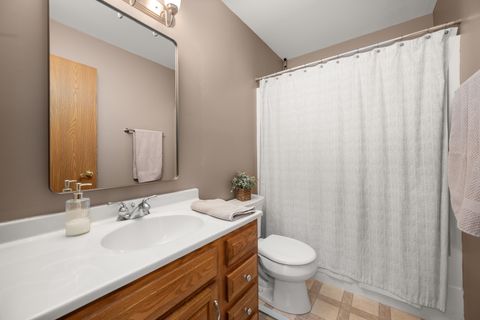 Tiny photo for 1329 Foxbend Drive, Sycamore, IL 60178 (MLS # 12473519)