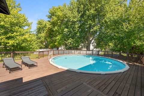 Tiny photo for 1329 Foxbend Drive, Sycamore, IL 60178 (MLS # 12473519)
