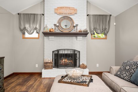 Tiny photo for 1329 Foxbend Drive, Sycamore, IL 60178 (MLS # 12473519)