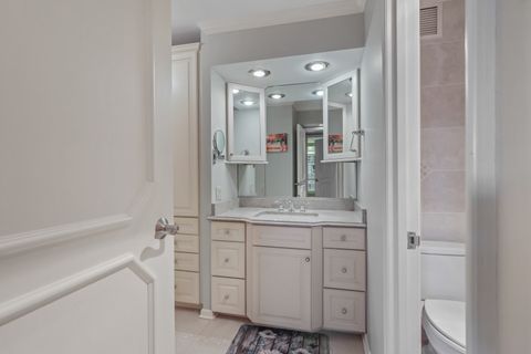 Tiny photo for 260 E Chestnut Street #2904, Chicago, IL 60611 (MLS # 12657412)