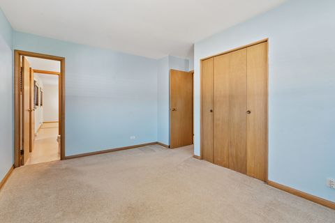 Tiny photo for 913 Ingram Place, Des Plaines, IL 60016 (MLS # 12478785)
