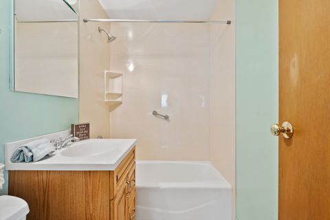 Tiny photo for 913 Ingram Place, Des Plaines, IL 60016 (MLS # 12478785)