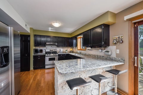 Tiny photo for 959 Hill Crest Drive, Carol Stream, IL 60188 (MLS # 12693593)
