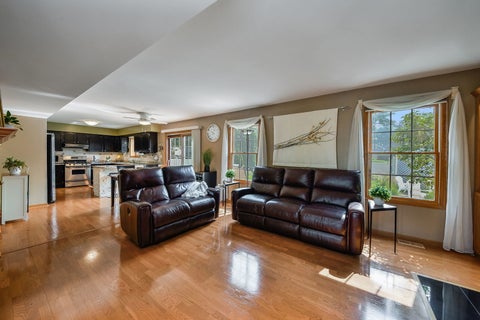 Tiny photo for 959 Hill Crest Drive, Carol Stream, IL 60188 (MLS # 12693593)