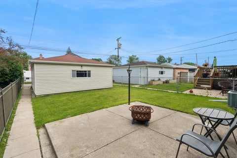 Tiny photo for 3737 N Cumberland Avenue, Chicago, IL 60634 (MLS # 12749093)