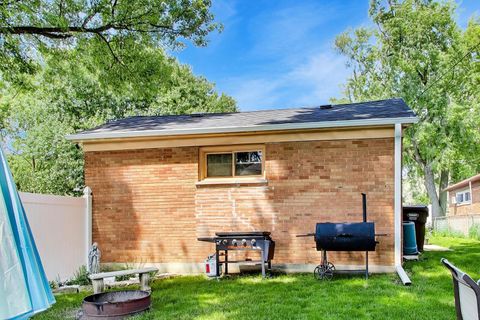 Tiny photo for 2752 174th Street, Hazel Crest, IL 60429 (MLS # 12684825)