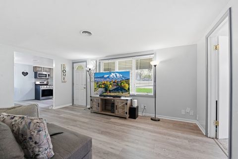 Tiny photo for Aurora, IL 60506 (MLS # 12612882)