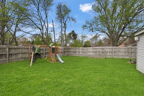 Tiny photo for Aurora, IL 60506 (MLS # 12612882)