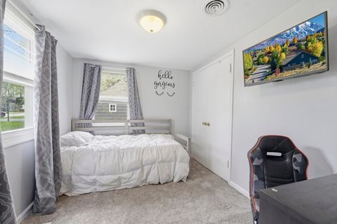 Tiny photo for Aurora, IL 60506 (MLS # 12612882)
