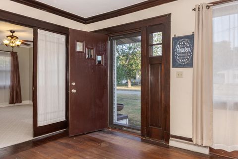 Tiny photo for 528 E 2nd Street, El Paso, IL 61738 (MLS # 12474873)