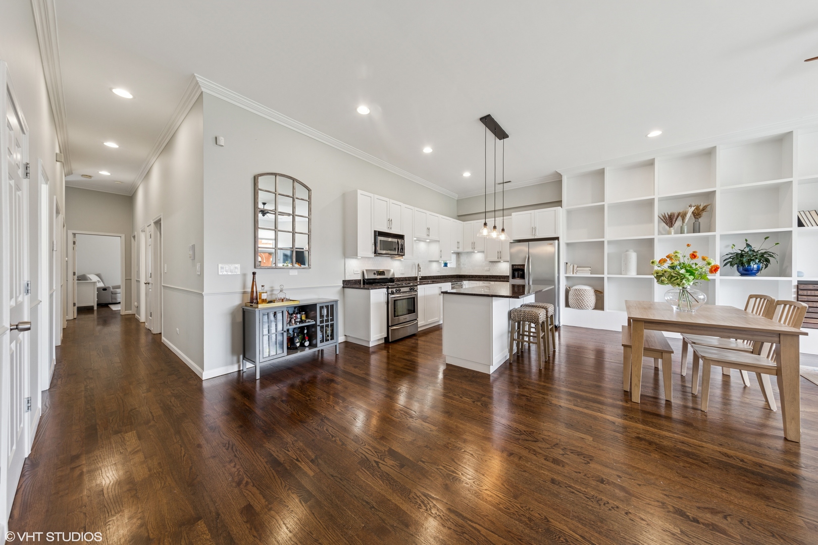 2143 W Division Street 3