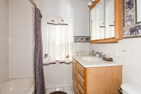 Tiny photo for 514 S Humphrey Avenue, Oak Park, IL 60304 (MLS # 12563604)