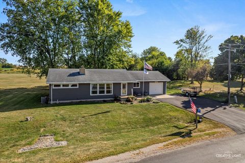 Photo of 2802 N 3501st Road, Seneca, IL 61360 (MLS # 12425530)