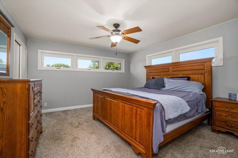 Tiny photo for 2802 N 3501st Road, Seneca, IL 61360 (MLS # 12425530)