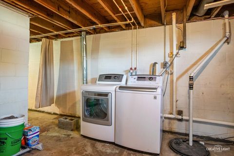 Tiny photo for 2802 N 3501st Road, Seneca, IL 61360 (MLS # 12425530)