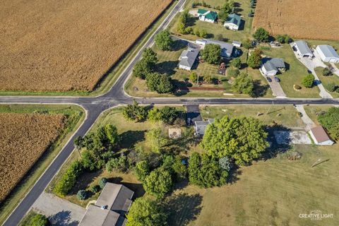 Tiny photo for 2802 N 3501st Road, Seneca, IL 61360 (MLS # 12425530)