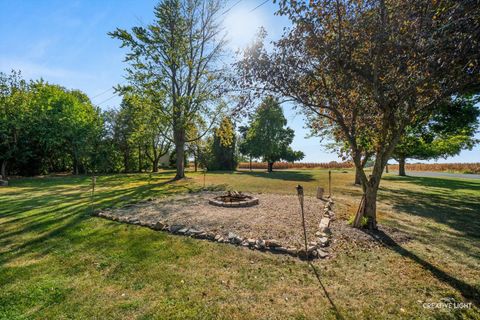 Tiny photo for 2802 N 3501st Road, Seneca, IL 61360 (MLS # 12425530)