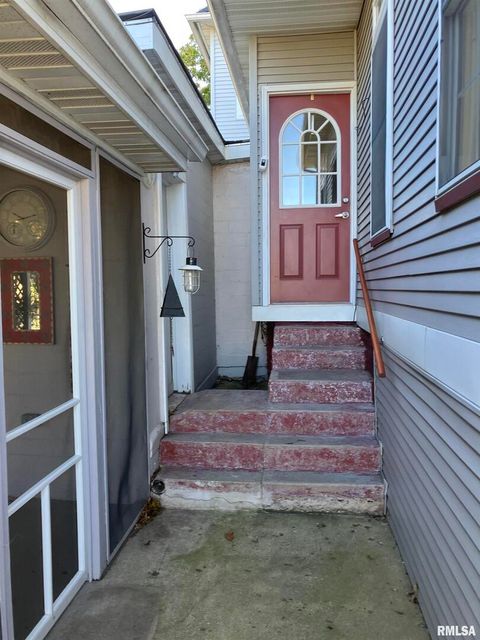 Tiny photo for 837 BEACH Street, Kewanee, IL 61443 (MLS # QC4268571)