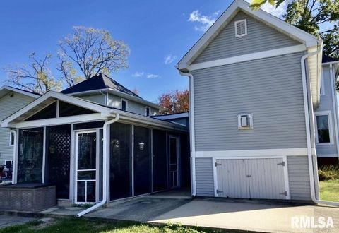 Tiny photo for 837 BEACH Street, Kewanee, IL 61443 (MLS # QC4268571)