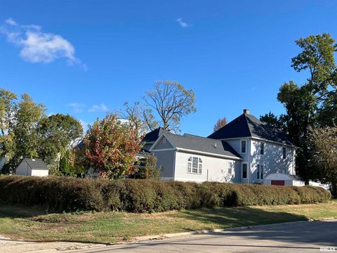 Tiny photo for 837 BEACH Street, Kewanee, IL 61443 (MLS # QC4268571)