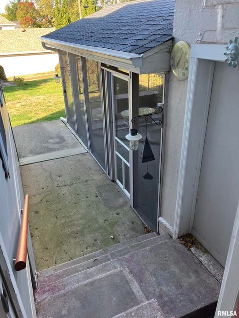 Tiny photo for 837 BEACH Street, Kewanee, IL 61443 (MLS # QC4268571)