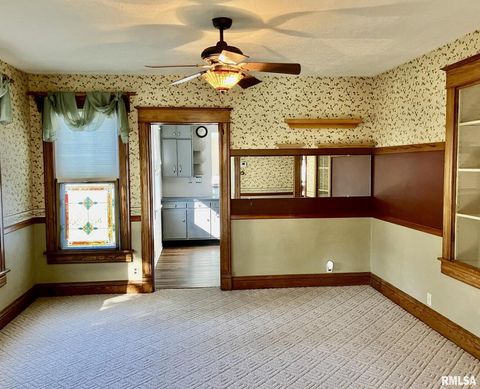 Tiny photo for 837 BEACH Street, Kewanee, IL 61443 (MLS # QC4268571)