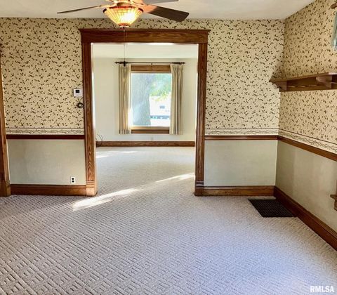 Tiny photo for 837 BEACH Street, Kewanee, IL 61443 (MLS # QC4268571)