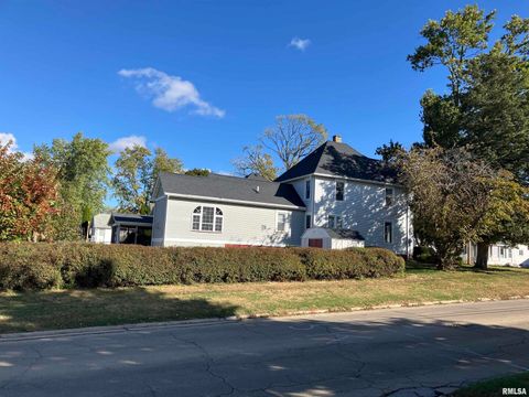 Tiny photo for 837 BEACH Street, Kewanee, IL 61443 (MLS # QC4268571)