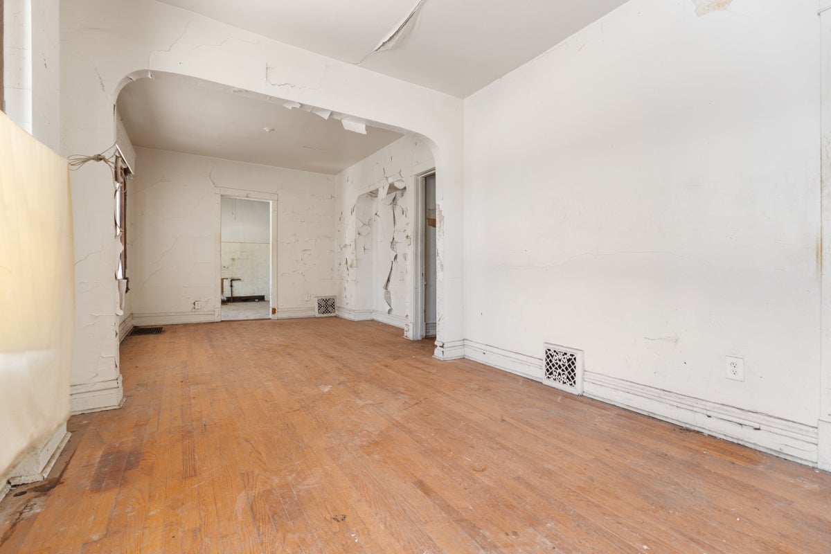 1457 W Marquette Road