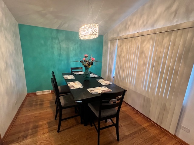 20313 KEDZIE Avenue
