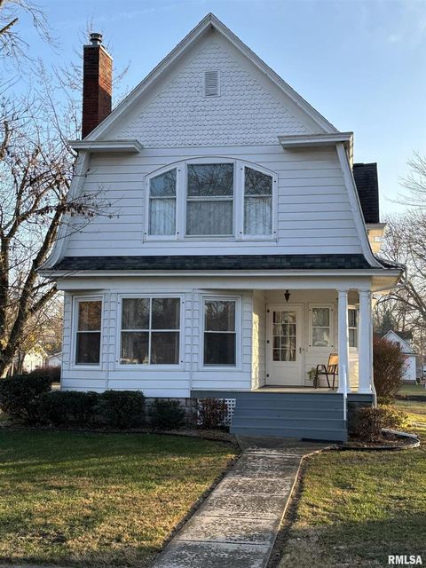 Tiny photo for 502 Albers Street, Golden, IL 62339 (MLS # QC4269649)