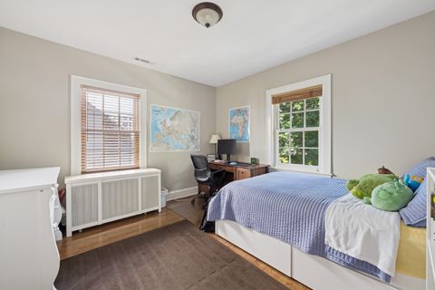 Tiny photo for 2754 Ridge Avenue, Evanston, IL 60201 (MLS # 12506050)