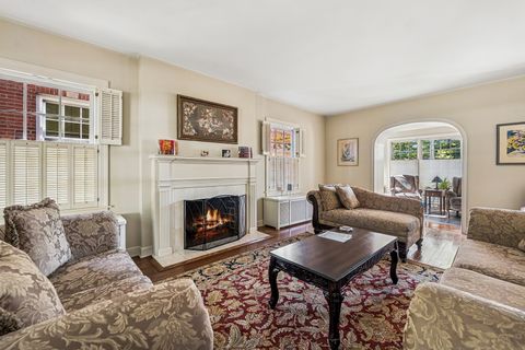 Tiny photo for 2754 Ridge Avenue, Evanston, IL 60201 (MLS # 12506050)