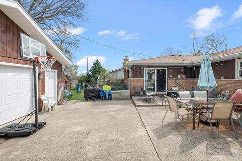 Tiny photo for 15017 Sunset Avenue, Oak Forest, IL 60452 (MLS # 12621564)