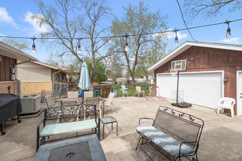 Tiny photo for 15017 Sunset Avenue, Oak Forest, IL 60452 (MLS # 12621564)