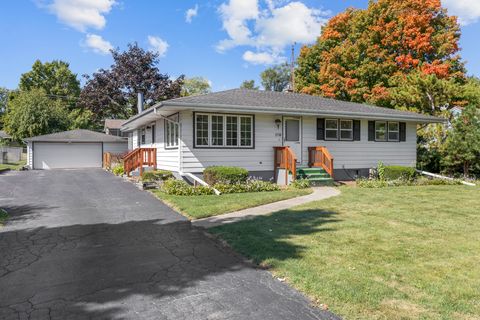 Photo of 2736 N Lewis Avenue, Waukegan, IL 60085 (MLS # 12432495)