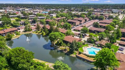 Tiny photo for 61 W Pier Drive #201, Westmont, IL 60559 (MLS # 12591671)