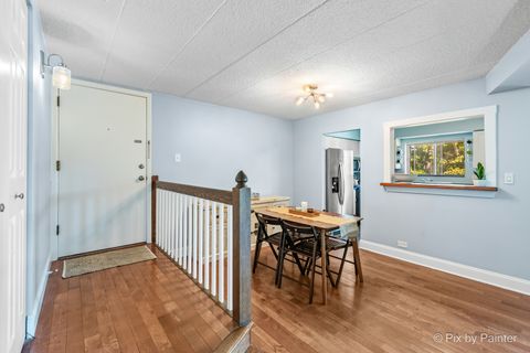 Tiny photo for 61 W Pier Drive #201, Westmont, IL 60559 (MLS # 12591671)