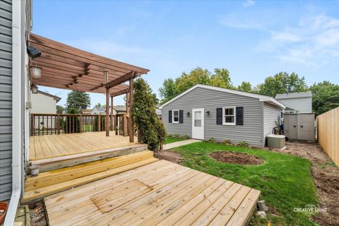 Tiny photo for 904 Geneva Drive, Geneva, IL 60134 (MLS # 12492624)