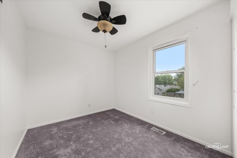 Tiny photo for 904 Geneva Drive, Geneva, IL 60134 (MLS # 12492624)