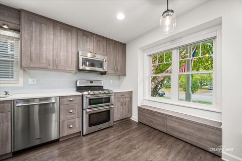 Tiny photo for 904 Geneva Drive, Geneva, IL 60134 (MLS # 12492624)