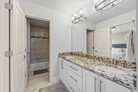 Tiny photo for 601 Oak Lane, South Elgin, IL 60177 (MLS # 12633918)