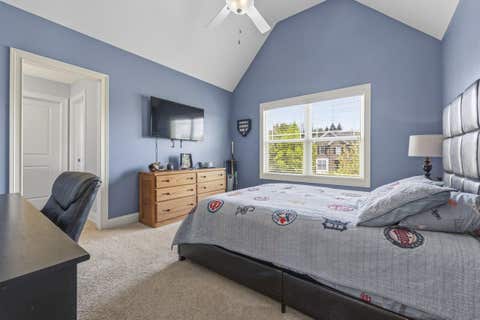 Tiny photo for 601 Oak Lane, South Elgin, IL 60177 (MLS # 12633918)