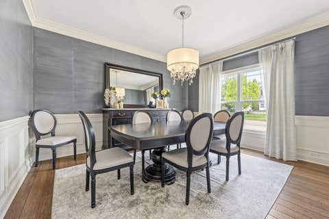 Tiny photo for 601 Oak Lane, South Elgin, IL 60177 (MLS # 12633918)