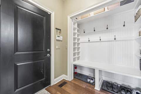 Tiny photo for 601 Oak Lane, South Elgin, IL 60177 (MLS # 12633918)