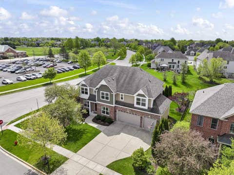 Tiny photo for 601 Oak Lane, South Elgin, IL 60177 (MLS # 12633918)
