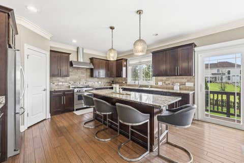 Tiny photo for 601 Oak Lane, South Elgin, IL 60177 (MLS # 12633918)